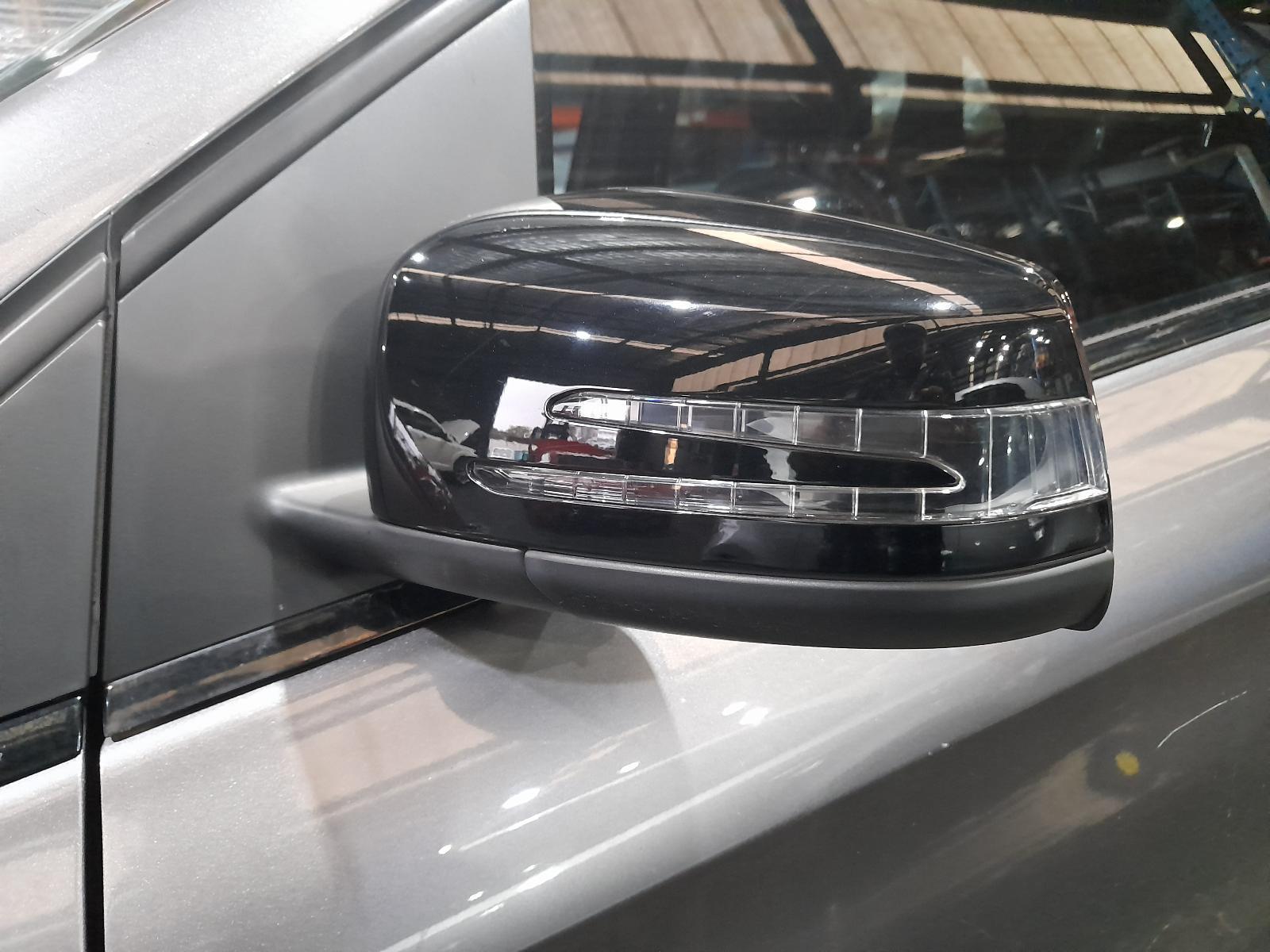 View Auto part Left Door Mirror Mercedes B Class 2015