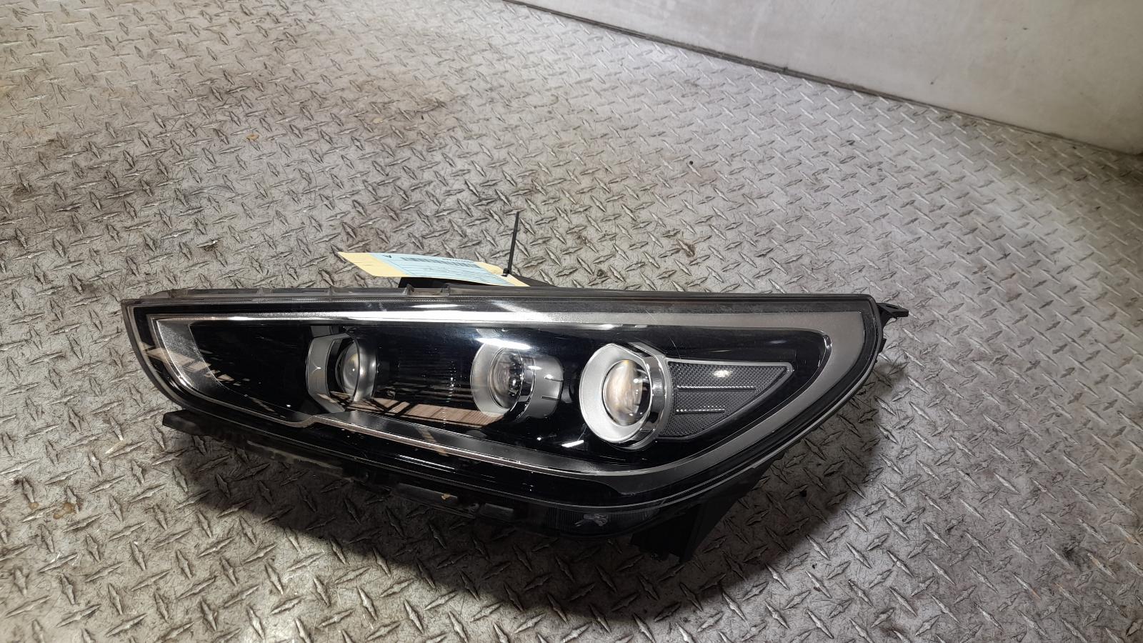 View Auto part Left Headlamp Hyundai I30 2018