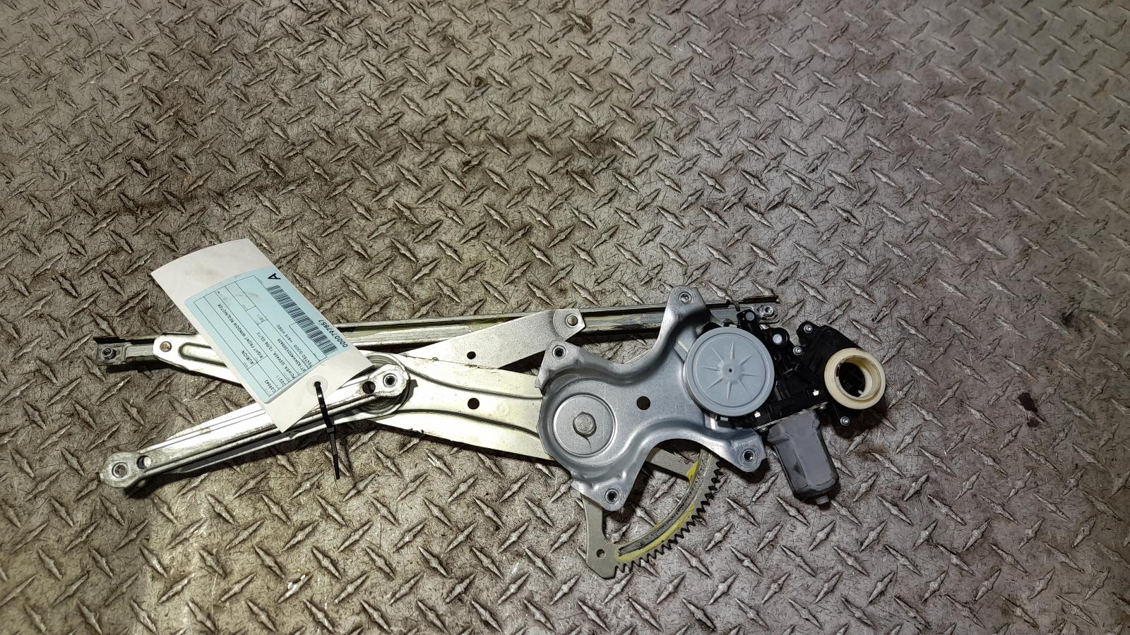 View Auto part Right Front Window Reg/Motor Toyota Aurion 2011