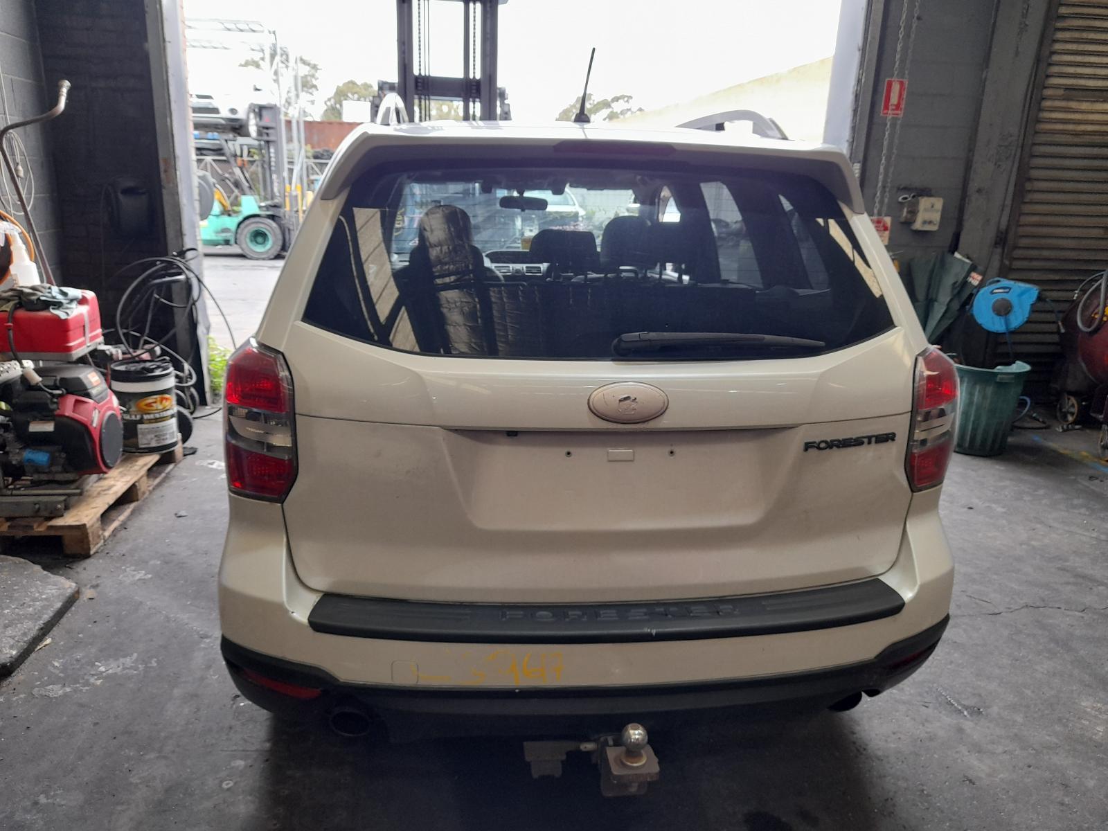 View Auto part Bootlid/Tailgate Subaru Forester 2013
