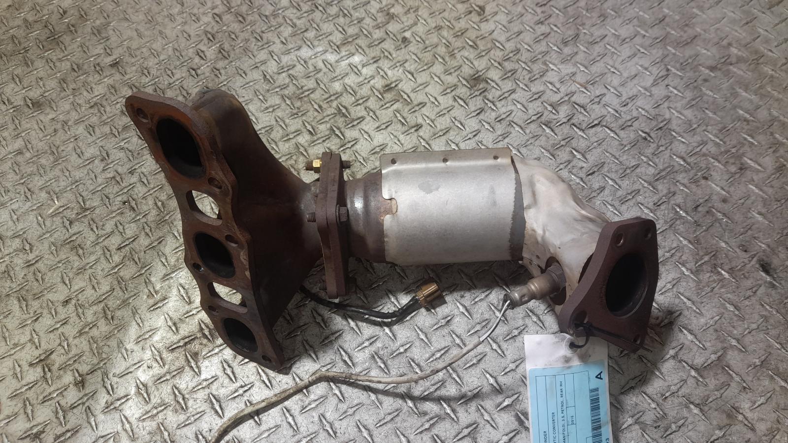 View Auto part Catalytic Converter Nissan Pathfinder 2015