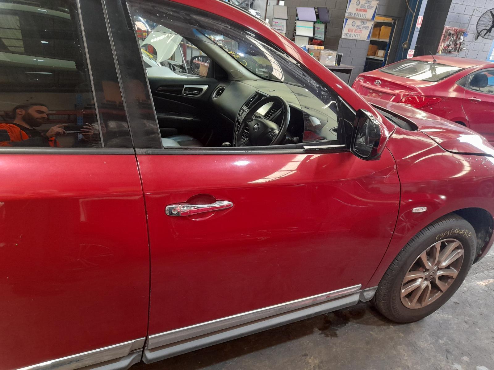 View Auto part Right Front Window Reg/Motor Nissan Pathfinder 2015