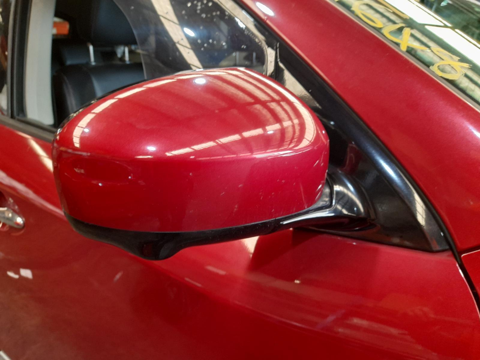 View Auto part Right Door Mirror Nissan Pathfinder 2015