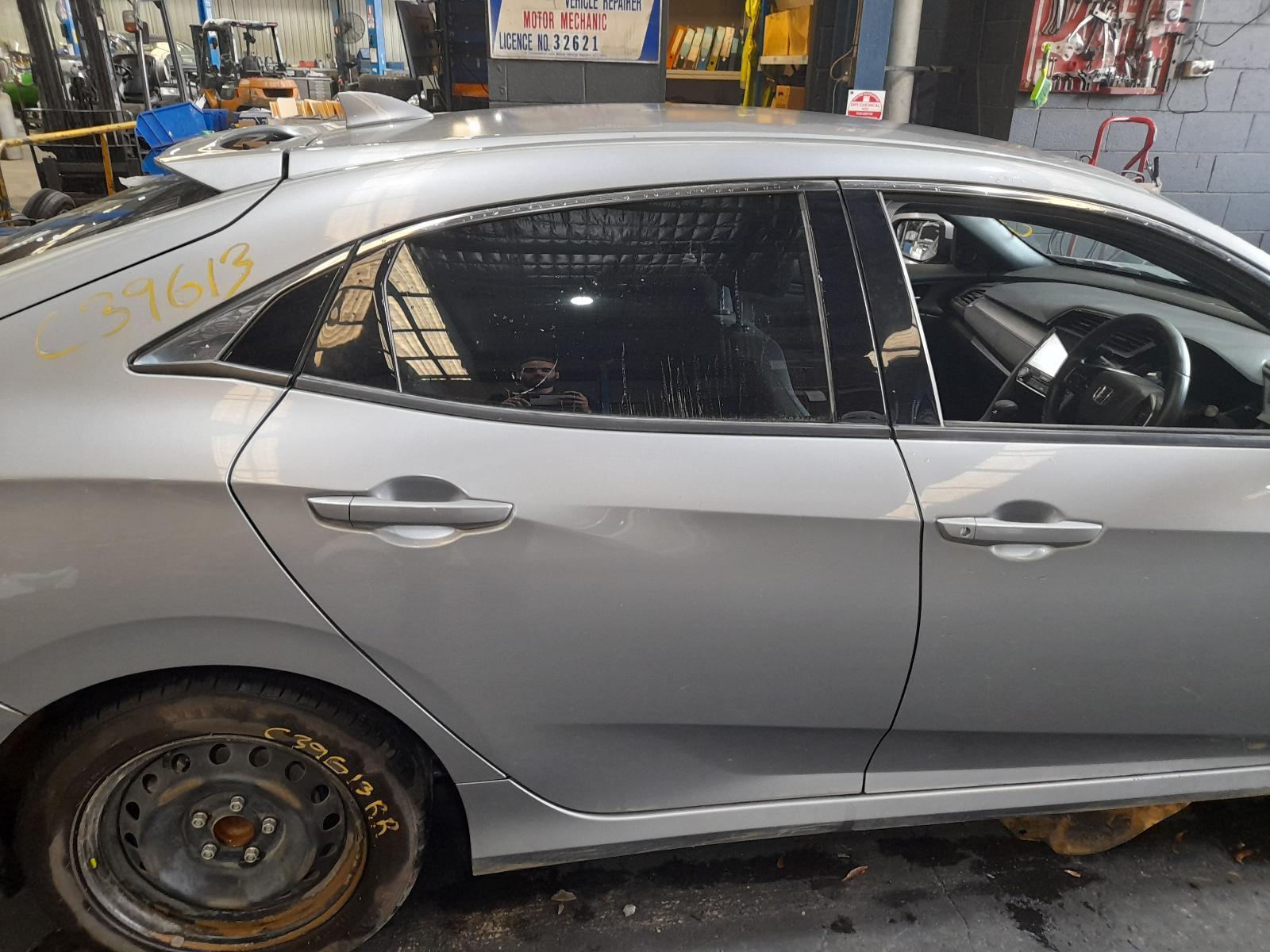 View Auto part Right Rear Door Sliding Honda Civic 2017