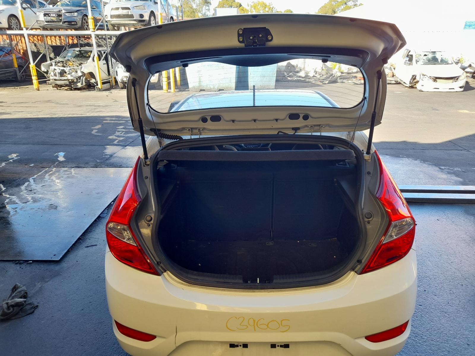 View Auto part Bootlid/Tailgate Hyundai Accent 2016
