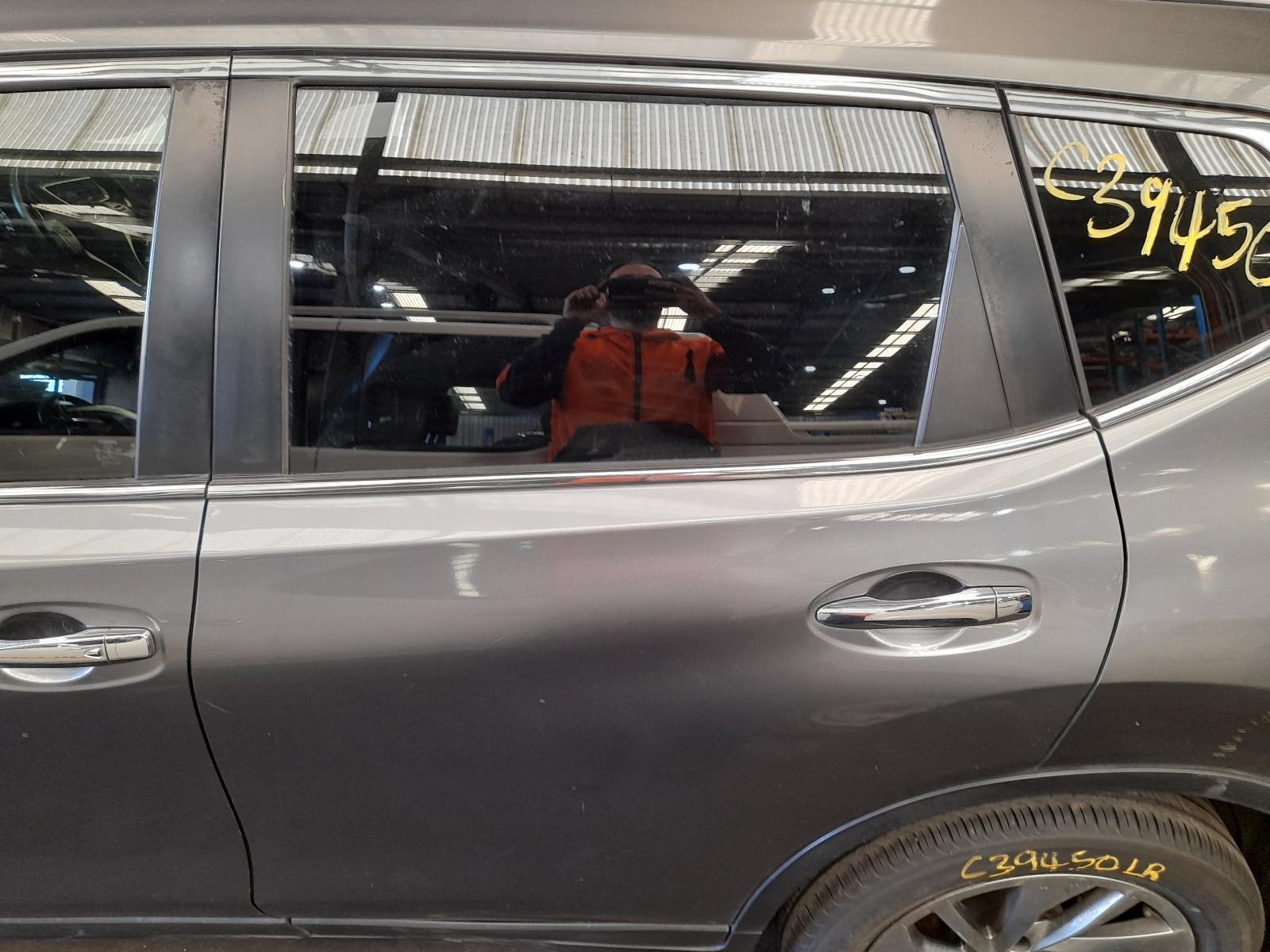 View Auto part Left Rear Door Window Nissan Xtrail 2015