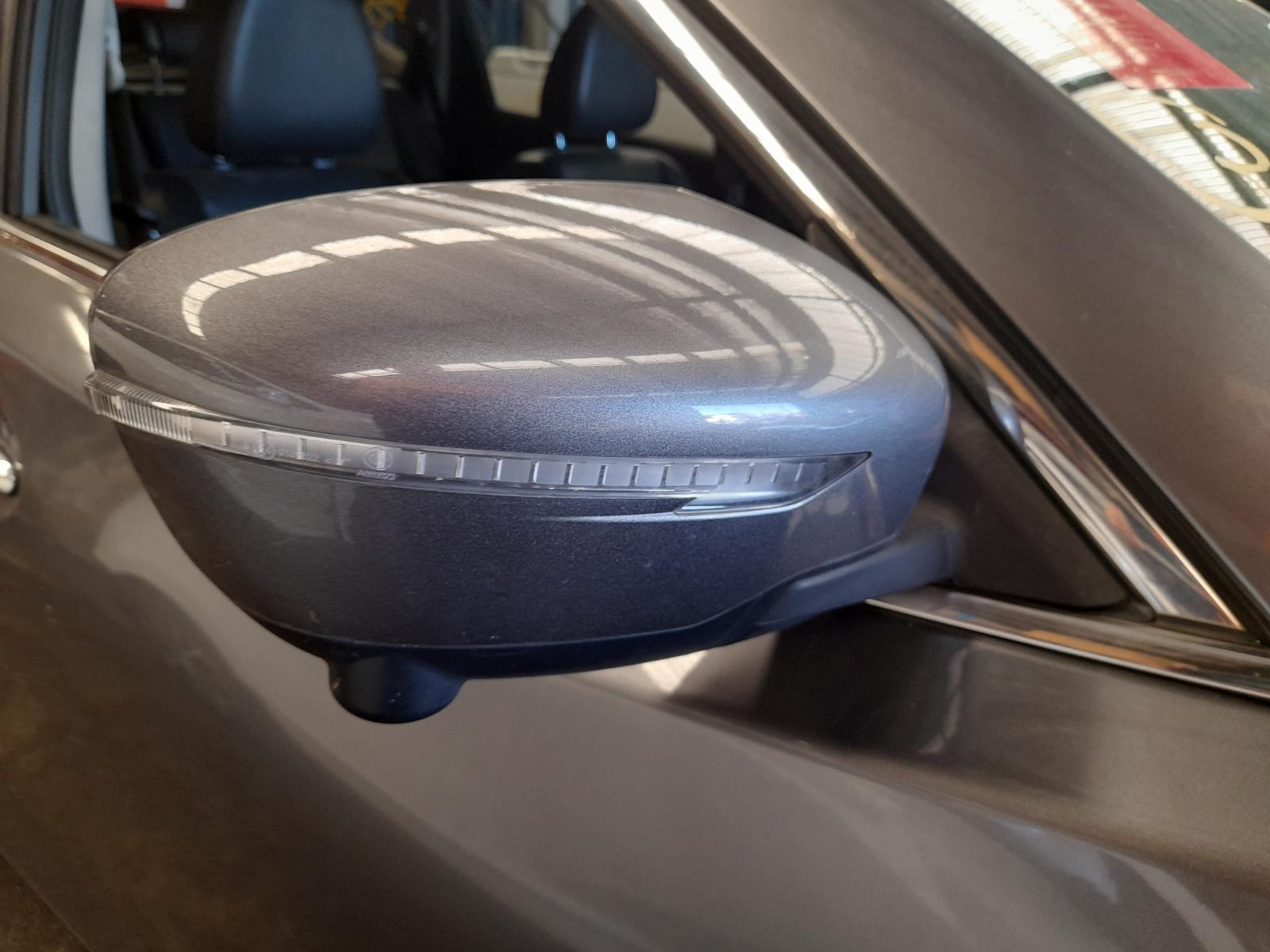View Auto part Right Door Mirror Nissan Xtrail 2015