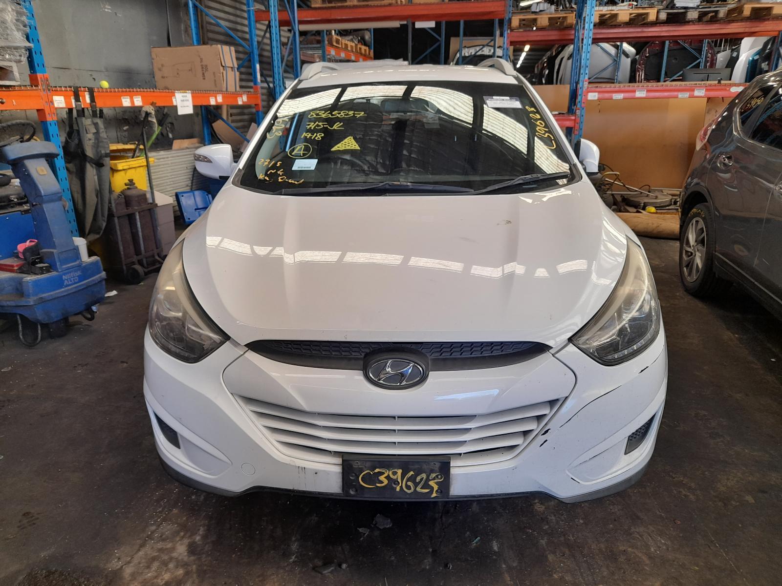 View Auto part Bonnet Hyundai Ix35 2014
