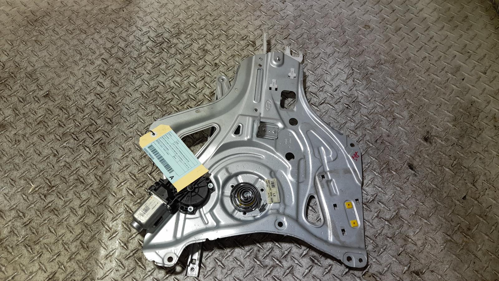 View Auto part Left Front Window Reg/Motor Hyundai Ix35 2014