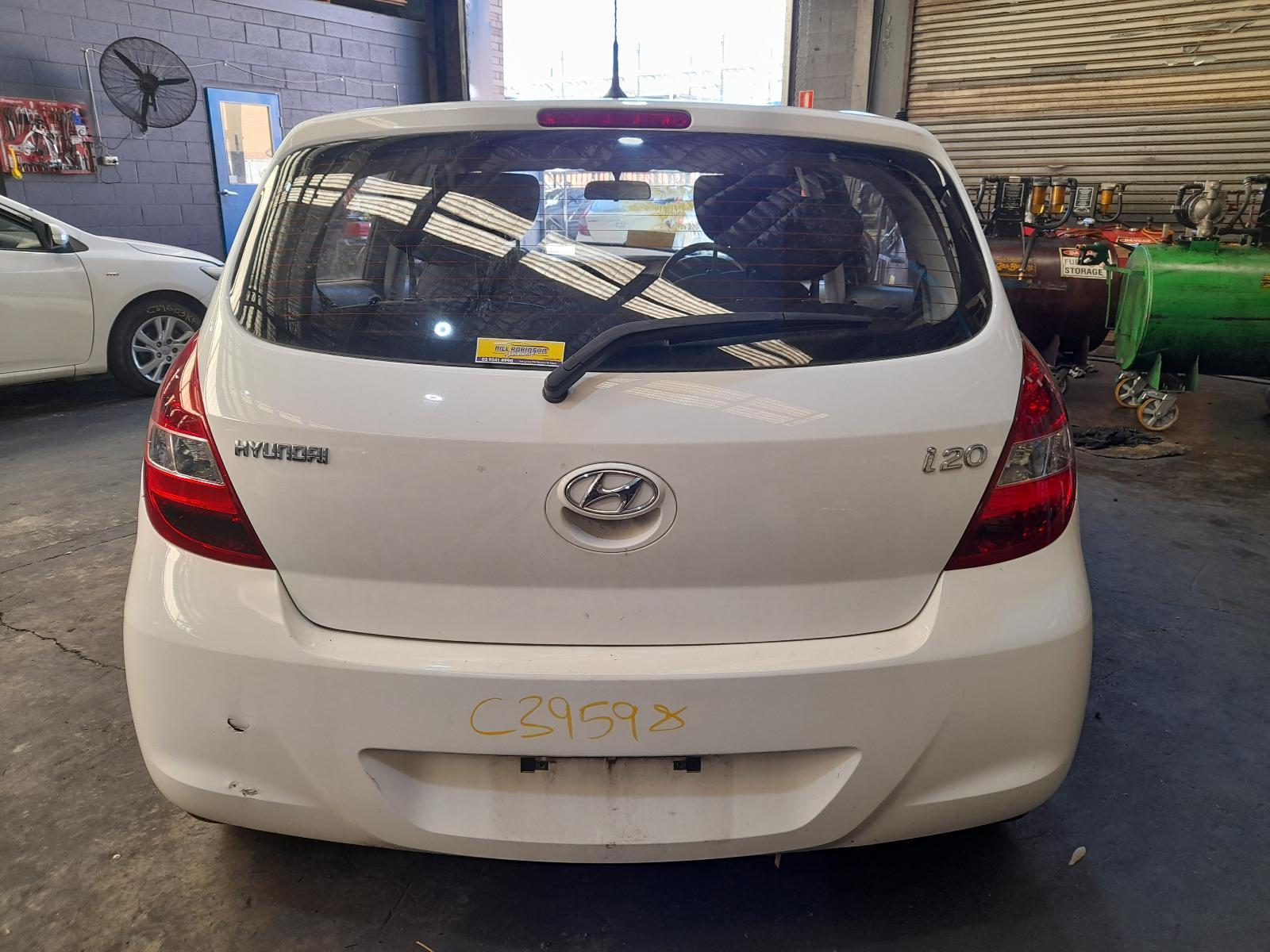 View Auto part Bootlid/Tailgate Hyundai I20 2011
