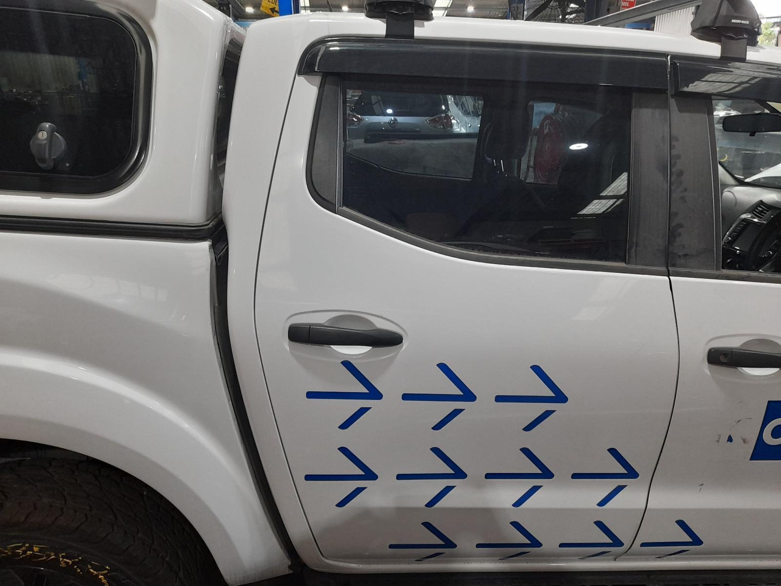 View Auto part Right Rear Door Sliding Nissan Navara 2023
