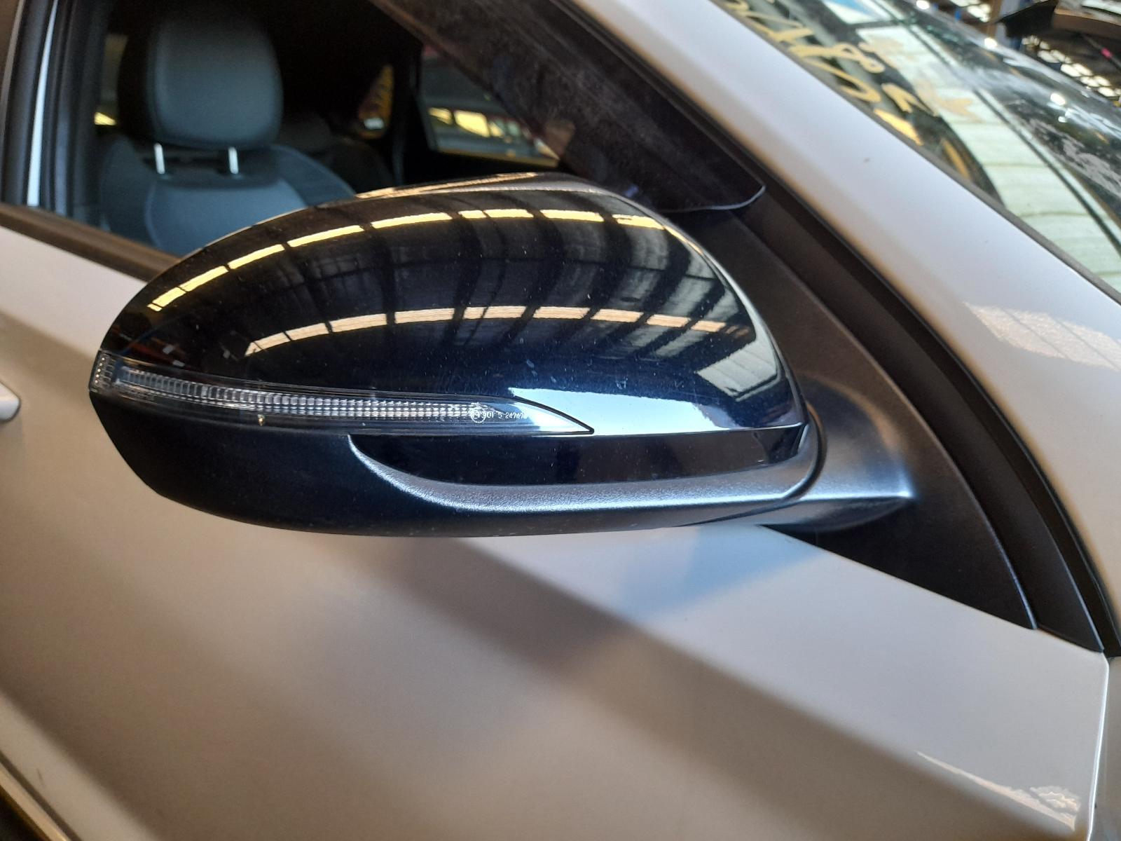 View Auto part Right Door Mirror Hyundai I30 2020