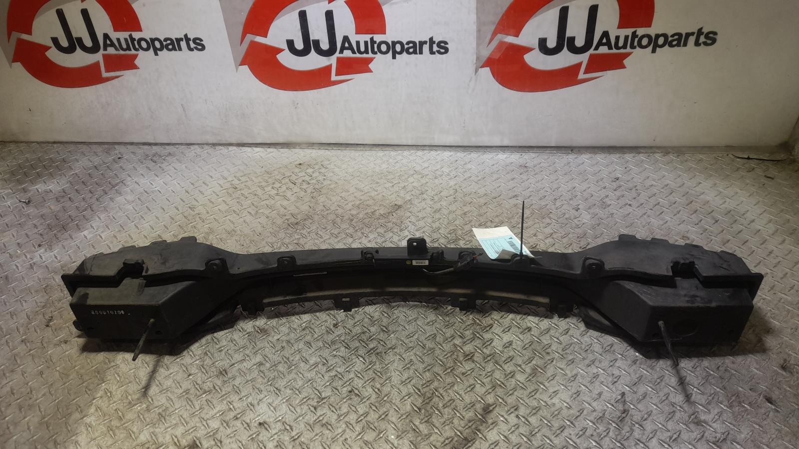 View Auto part R/Bar Bracket/Reinfo Hyundai I30 2020