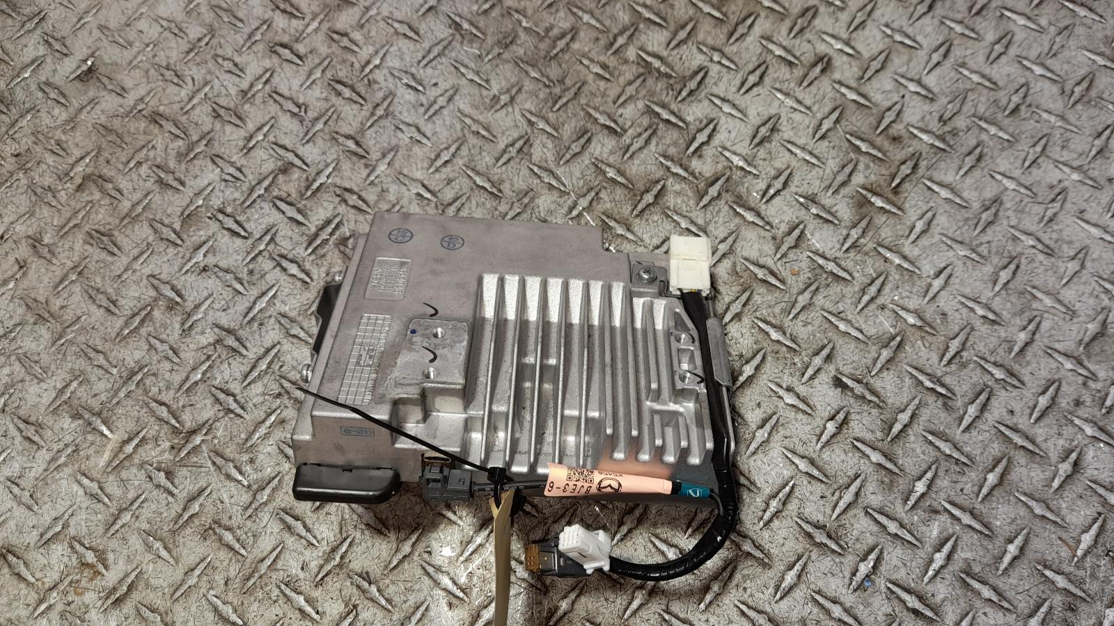 View Auto part Radio/Cd/Dvd/Sat/Tv Mazda 3 2014