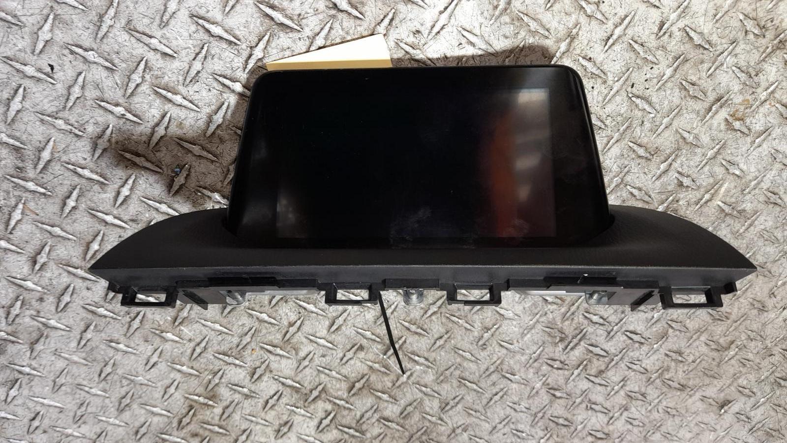 View Auto part Radio/Cd/Dvd/Sat/Tv Mazda 3 2014