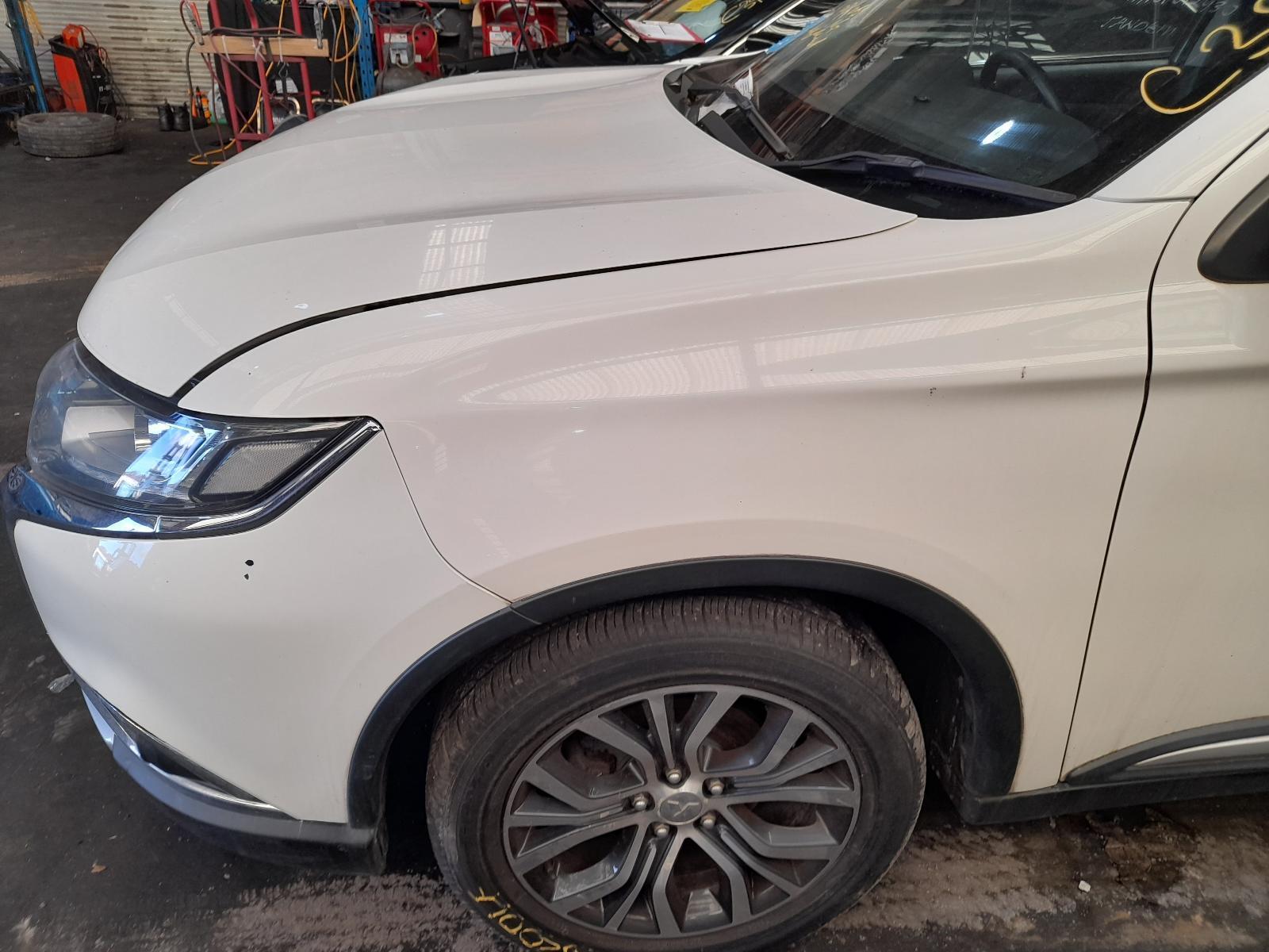View Auto part Left Guard Mitsubishi Outlander 2017