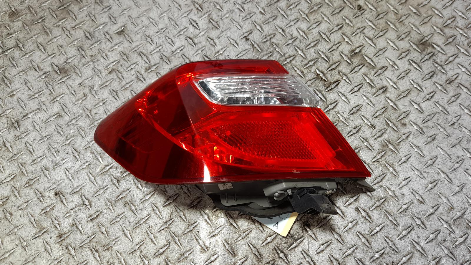 View Auto part Left Taillight Toyota Aurion 2016