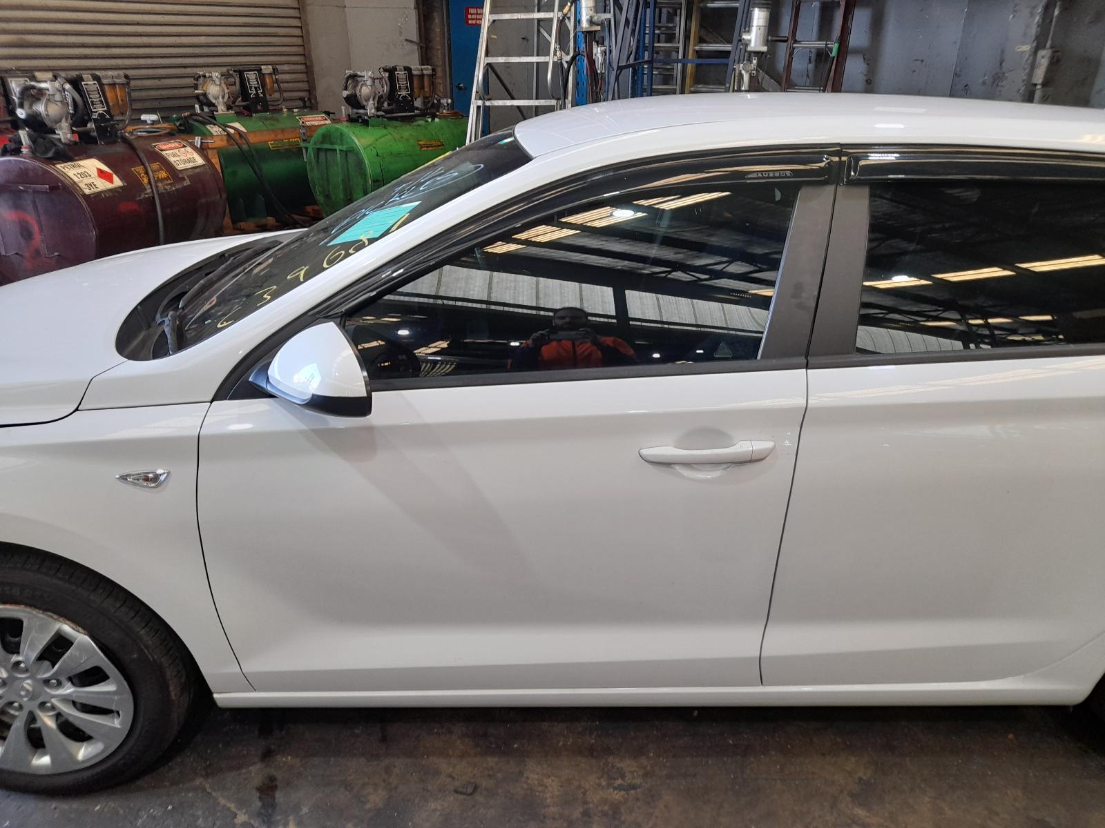 View Auto part Left Front Door Window Hyundai I30 2019