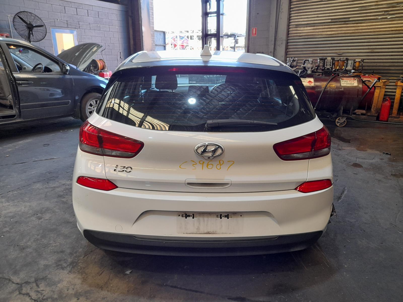 View Auto part Rear/Tailgate Glass Hyundai I30 2019