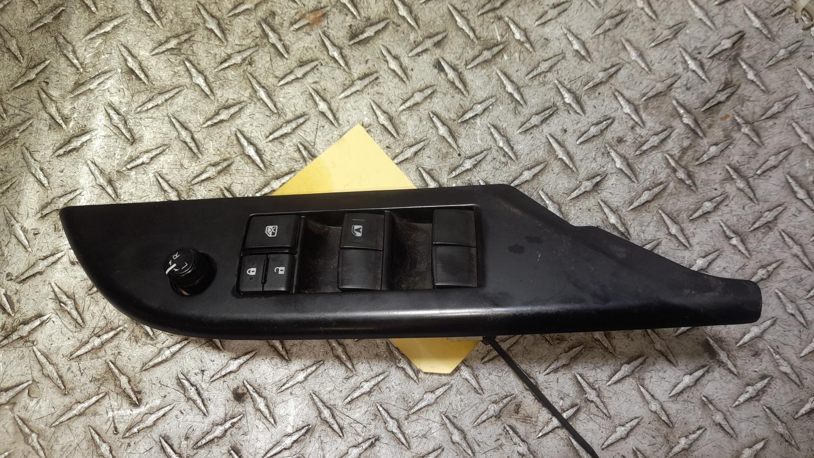 View Auto part Pwr Dr Wind Switch Toyota Hilux 2018