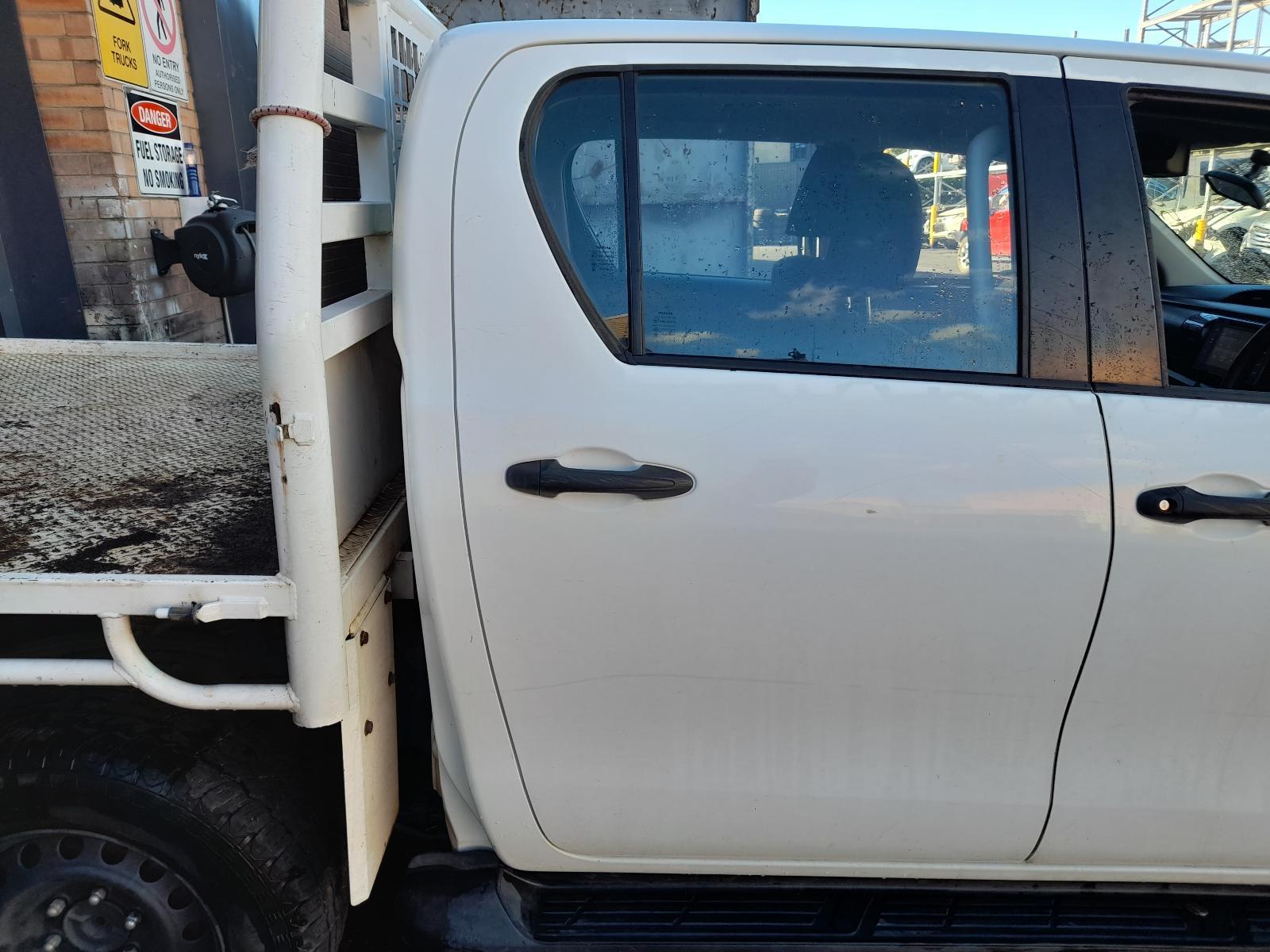 View Auto part Right Rear Wnd Reg/Motor Toyota Hilux 2018