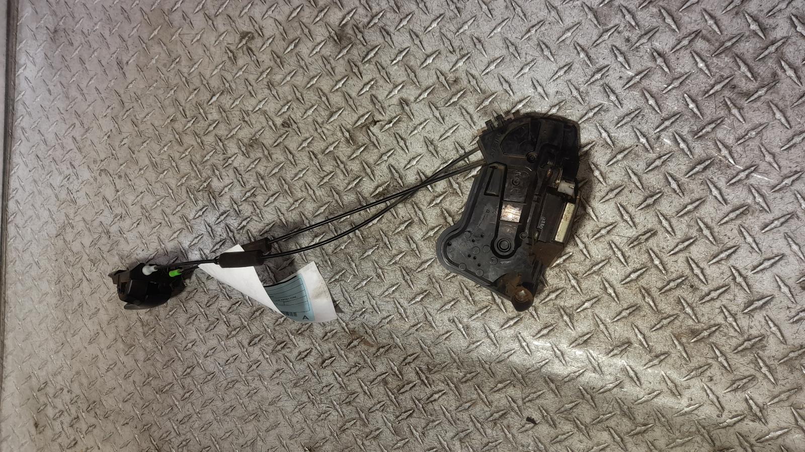 View Auto part Door/Boot/Gate Lock Toyota Hilux 2018