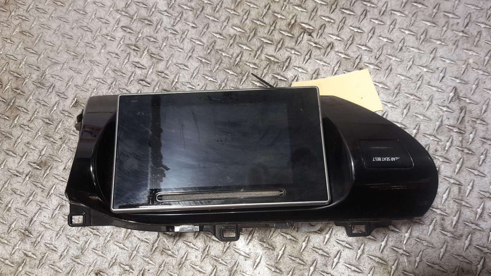 View Auto part Radio/Cd/Dvd/Sat/Tv Toyota Hilux 2018