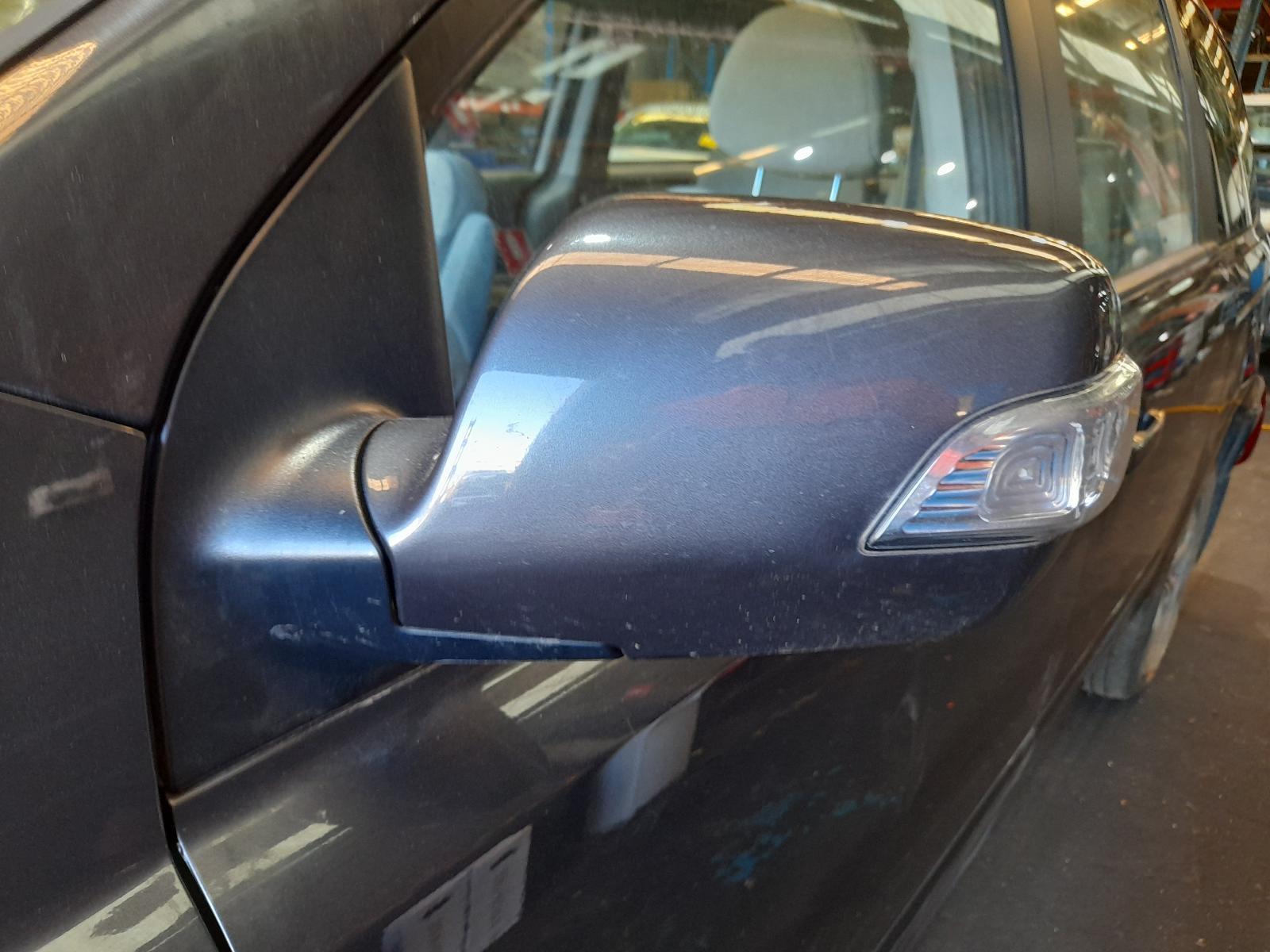 View Auto part Left Door Mirror Kia Carnival/grand Carnival 2013