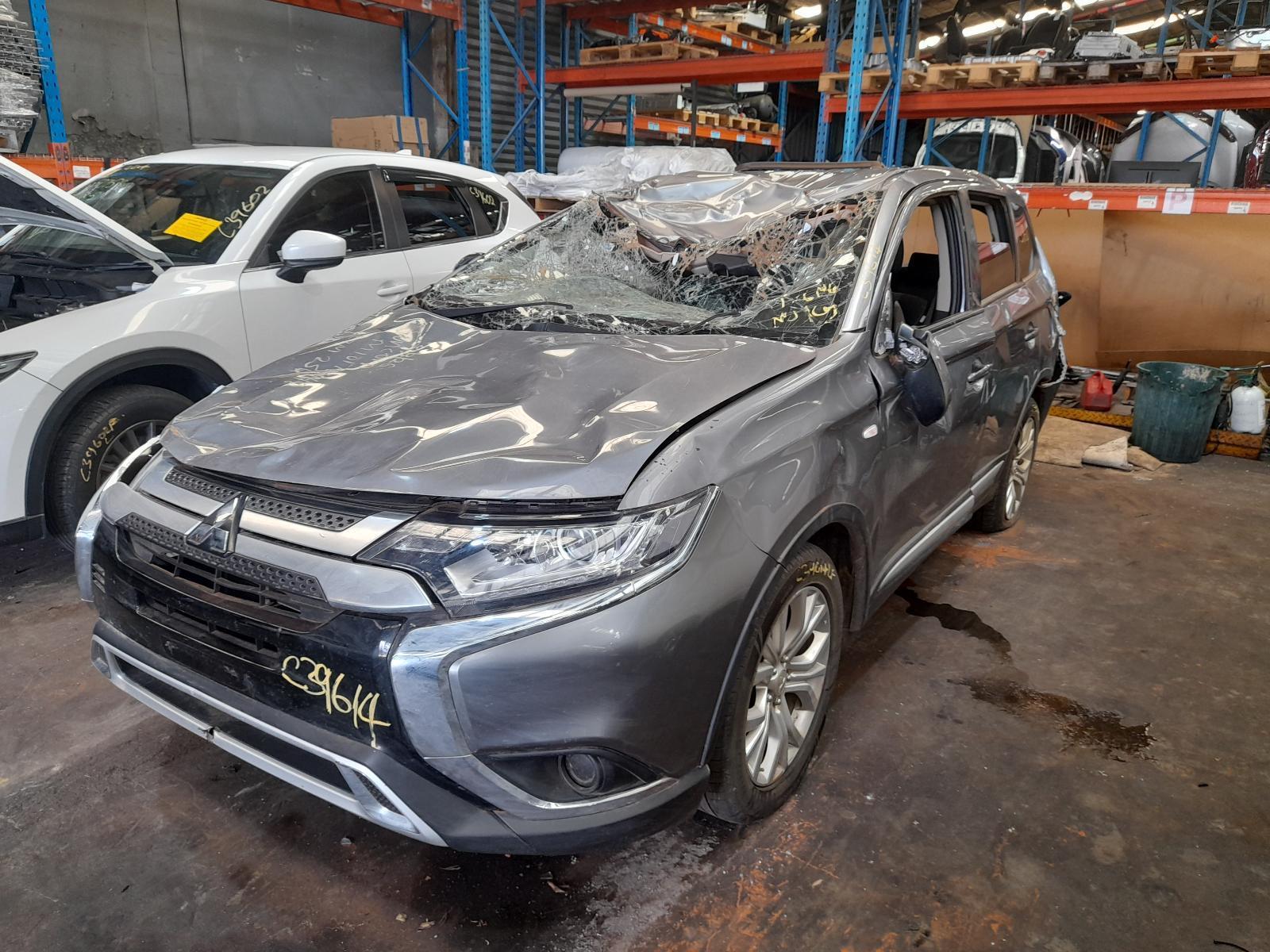 View Auto part Trans/Gearbox Mitsubishi Outlander 2021