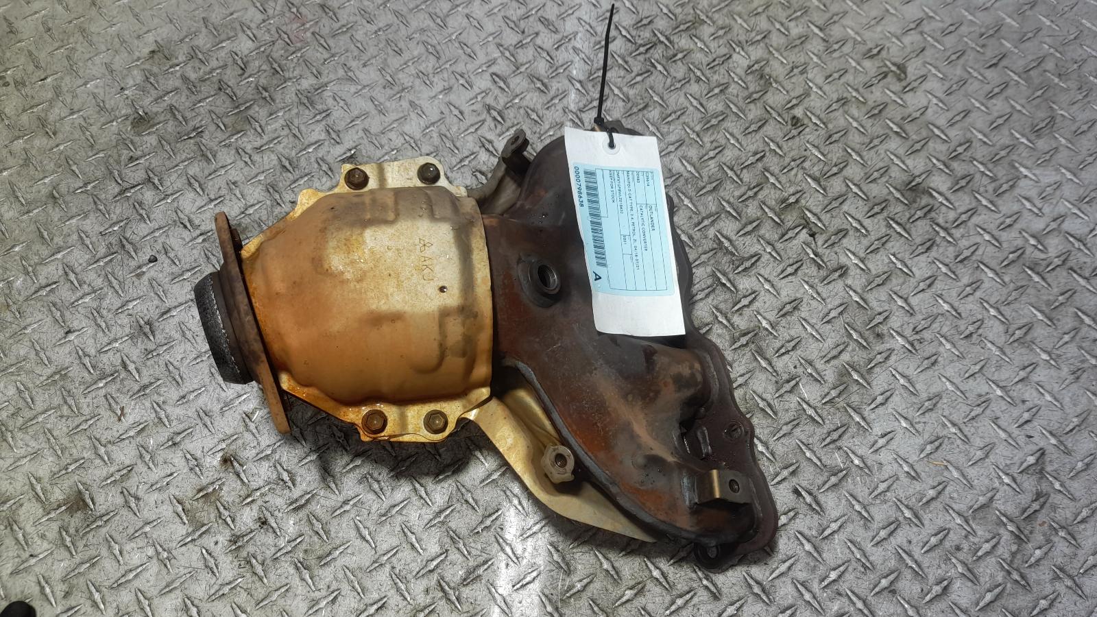 View Auto part Catalytic Converter Mitsubishi Outlander 2021