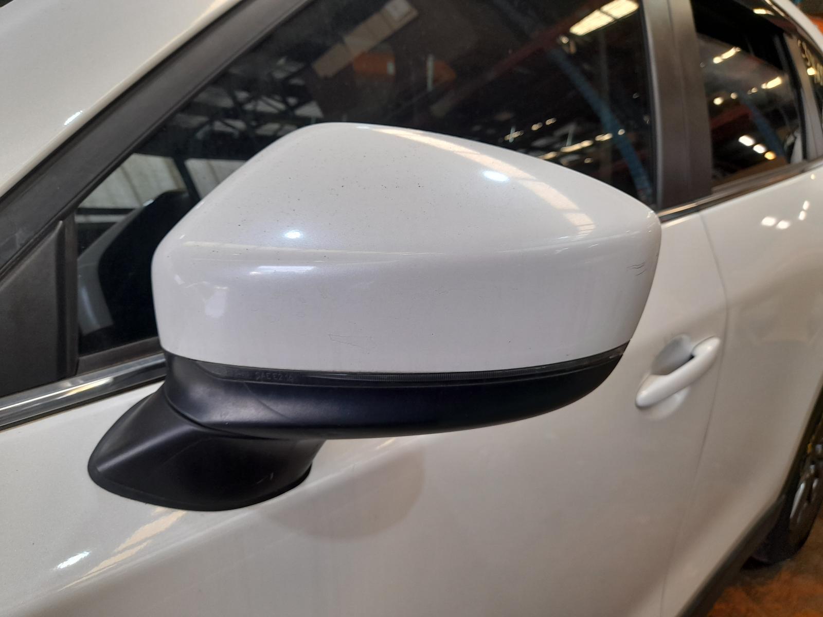 View Auto part Left Door Mirror Mazda Cx5 2017