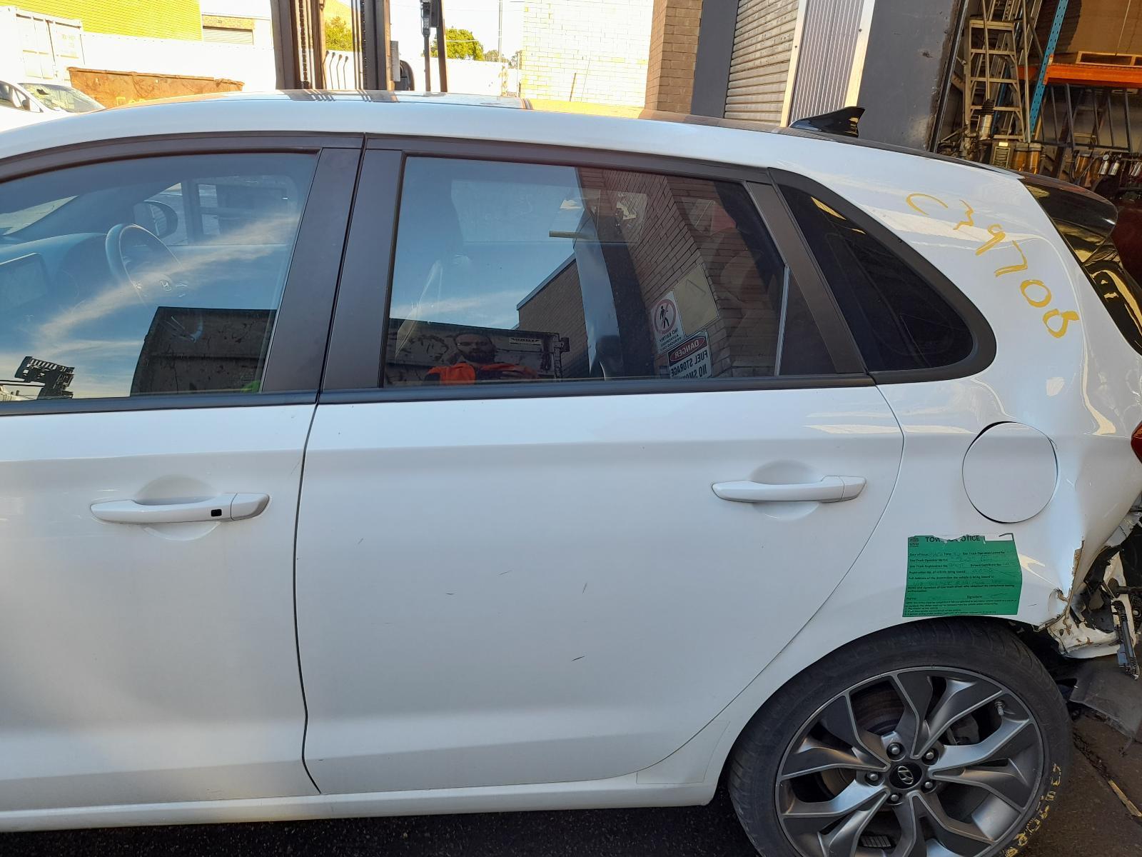View Auto part Left Rear Door Window Hyundai I30 2020