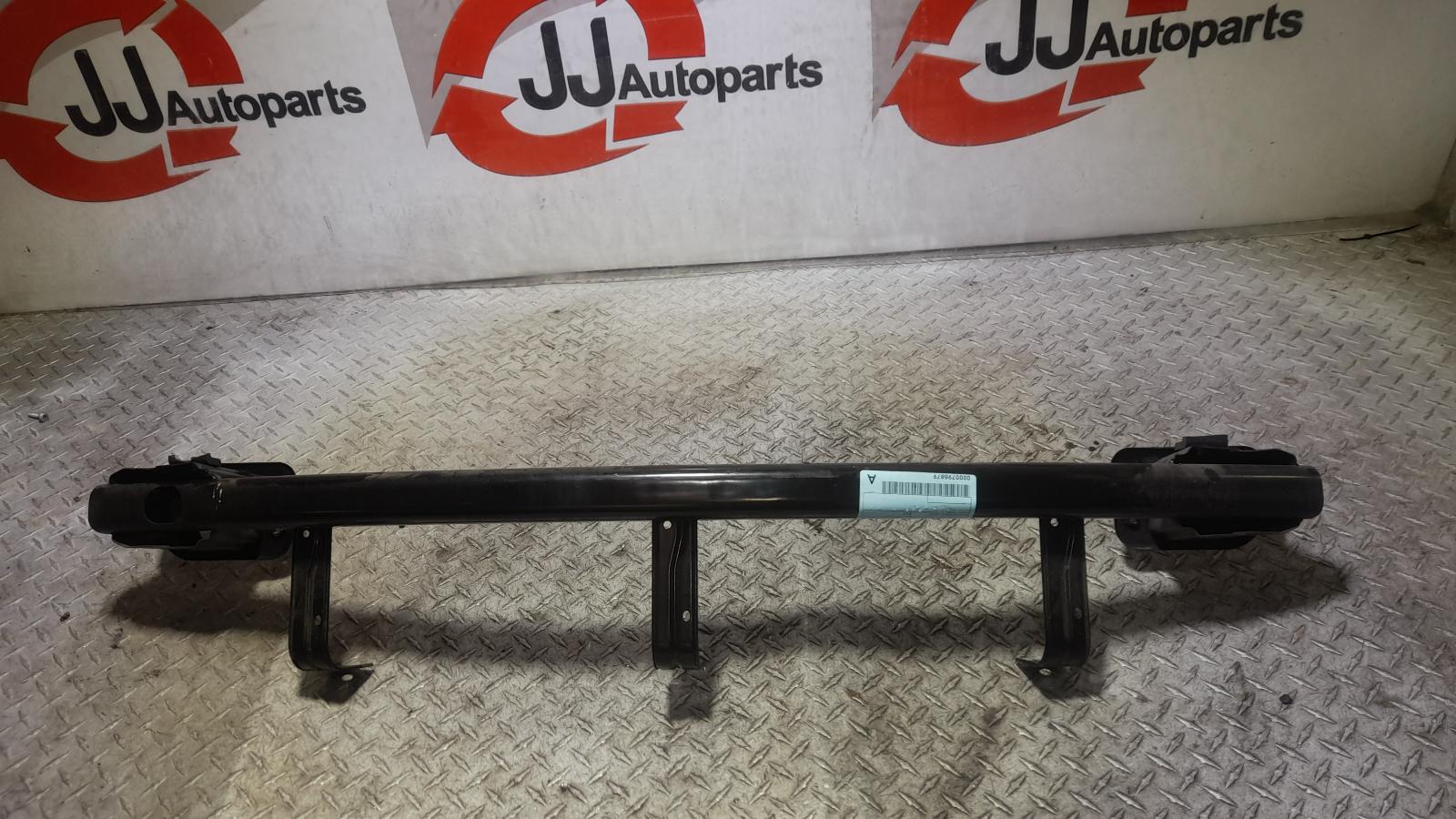 View Auto part R/Bar Bracket/Reinfo Hyundai I30 2019