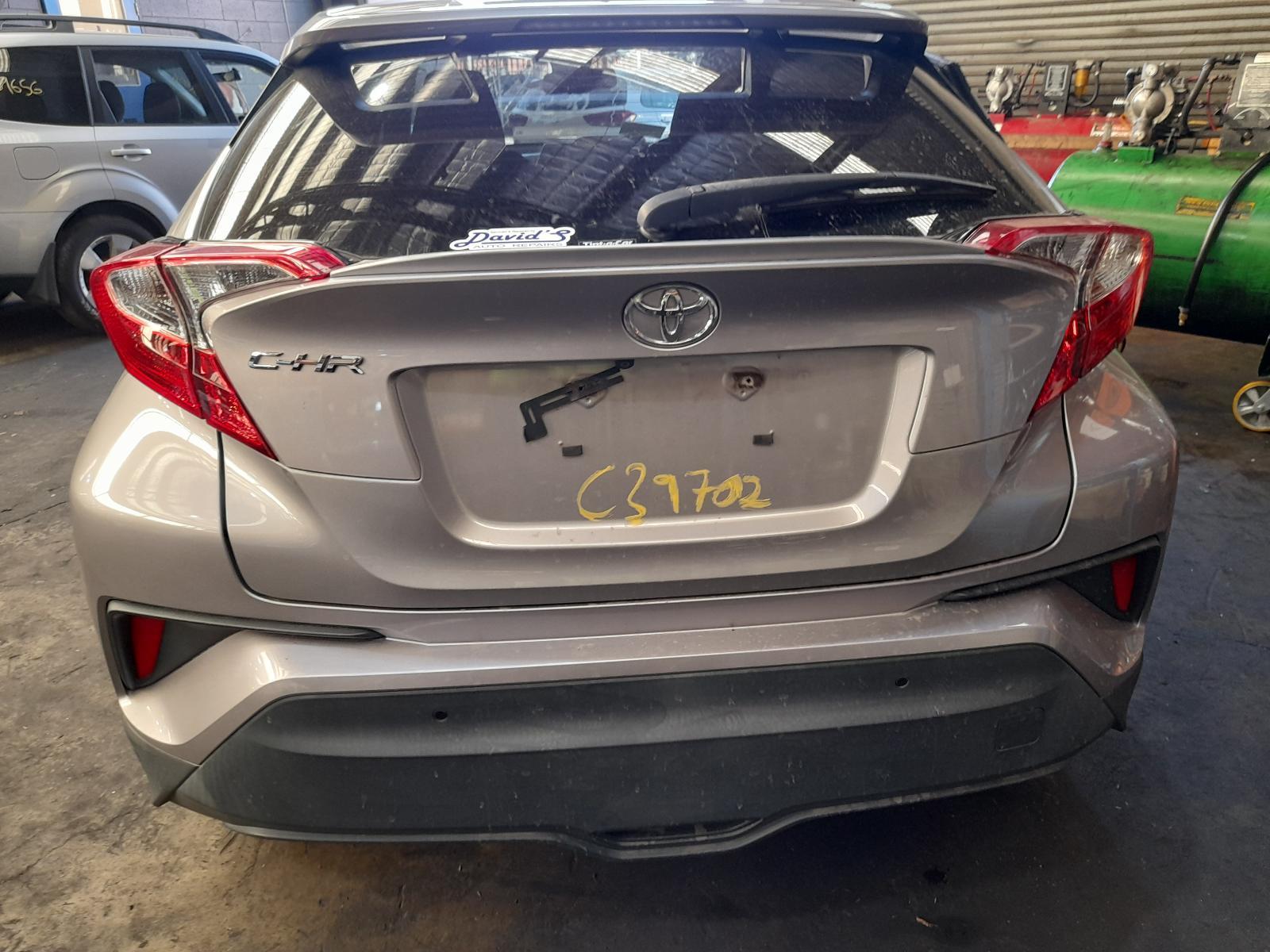 View Auto part Bootlid/Tailgate Toyota C-hr 2018