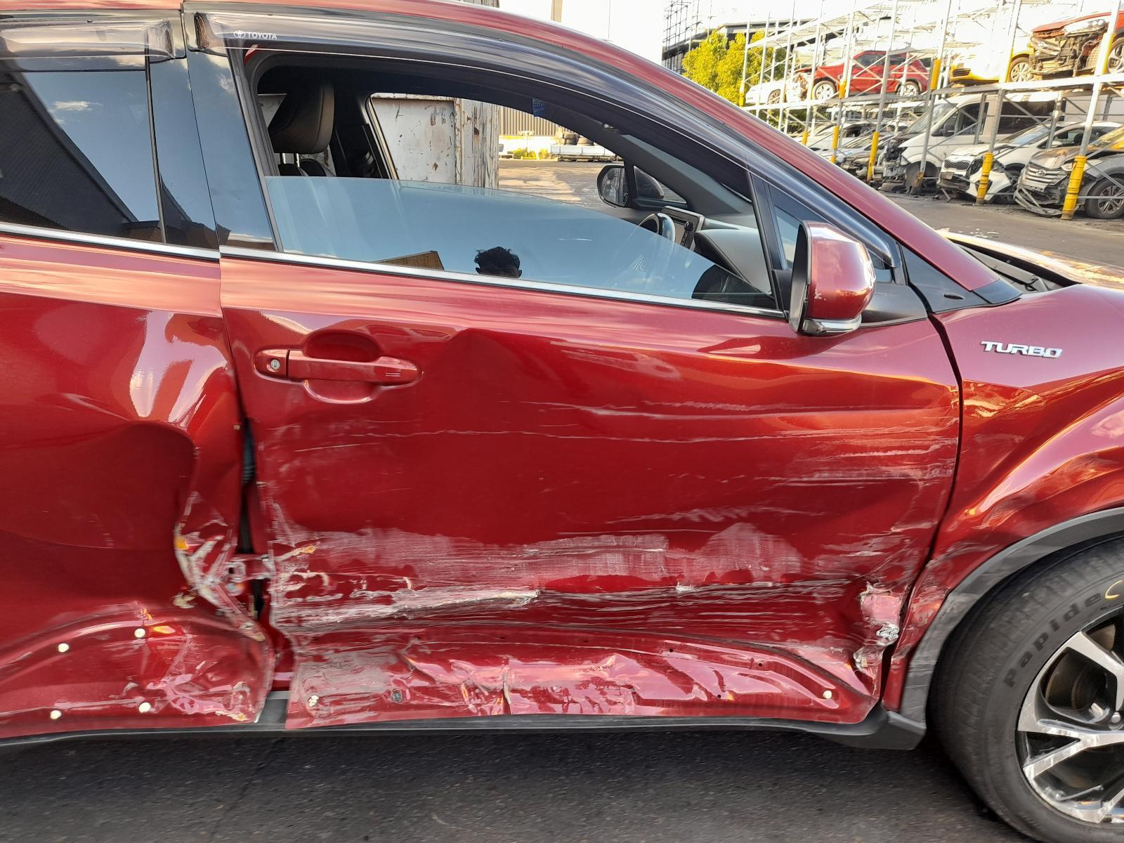 View Auto part Right Front Door Window Toyota C-hr 2018