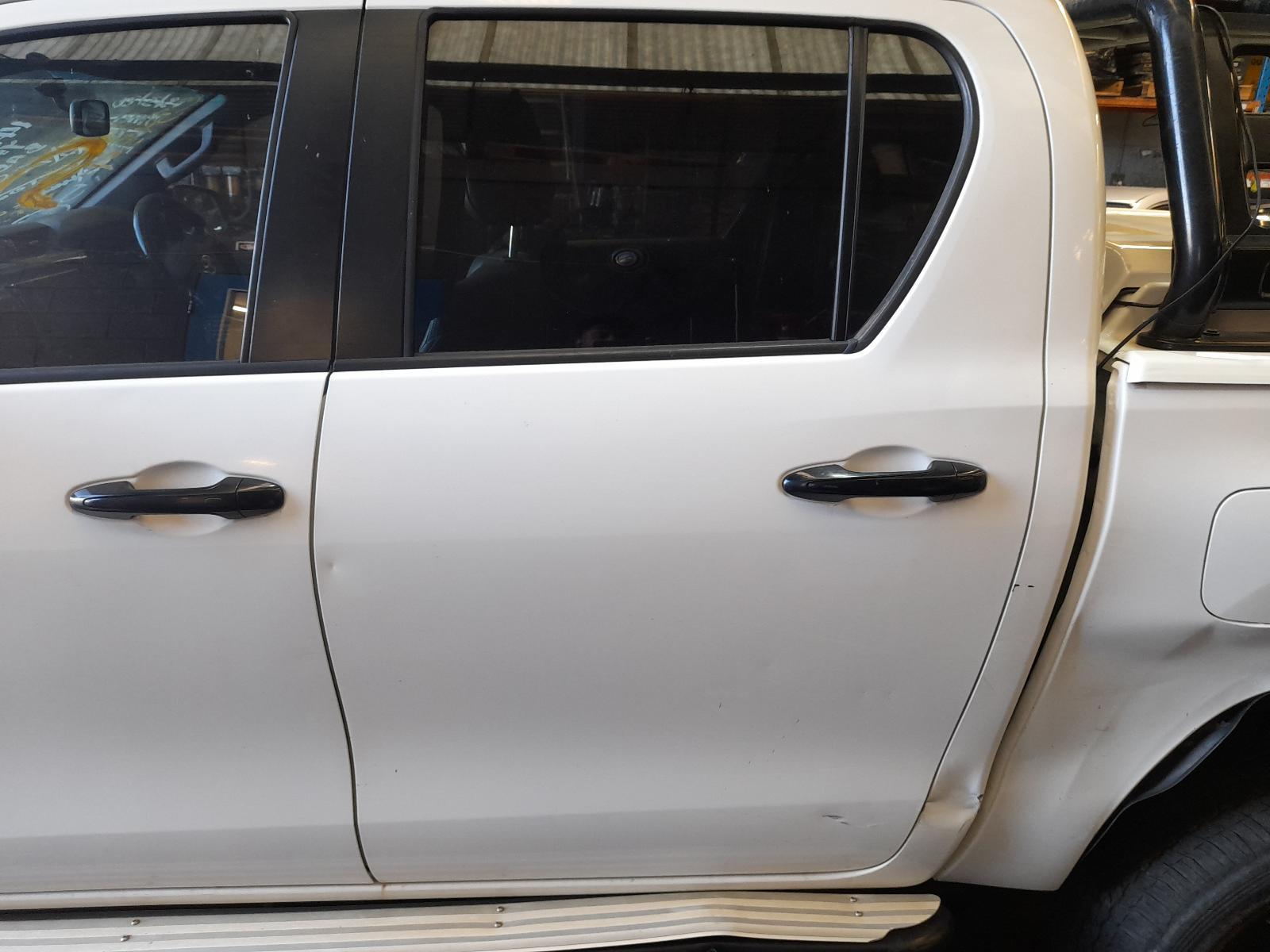 View Auto part Left Rear Wnd Reg/Motor Toyota Hilux 2018