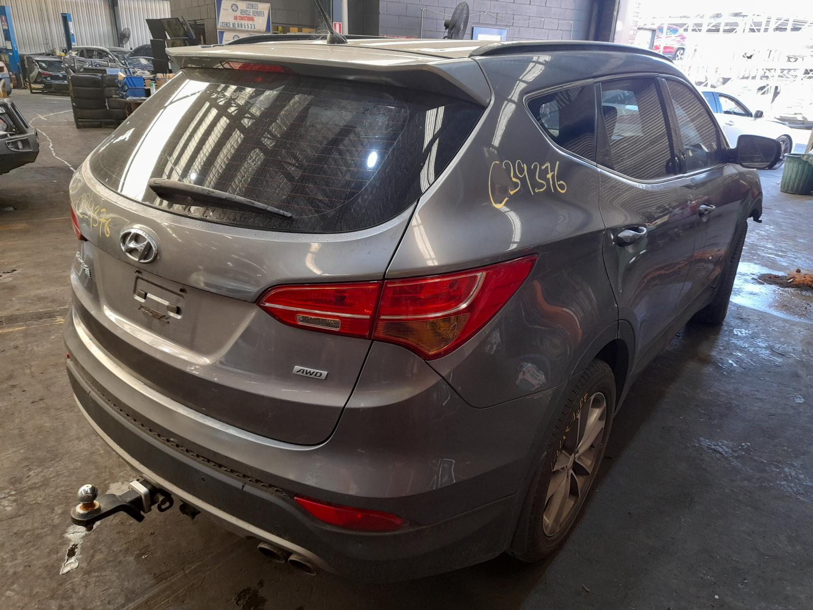 View Auto part Trans/Gearbox Hyundai Santa Fe 2012