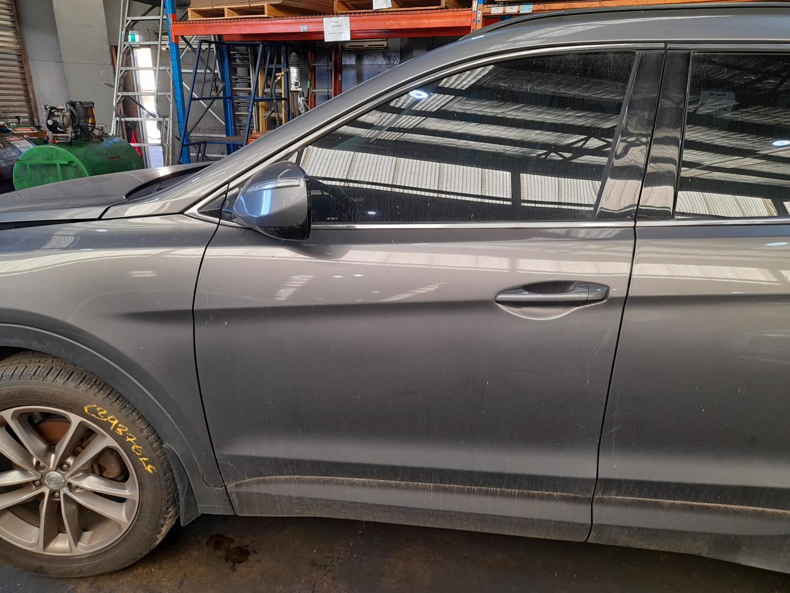 View Auto part Left Front Window Reg/Motor Hyundai Santa Fe 2012