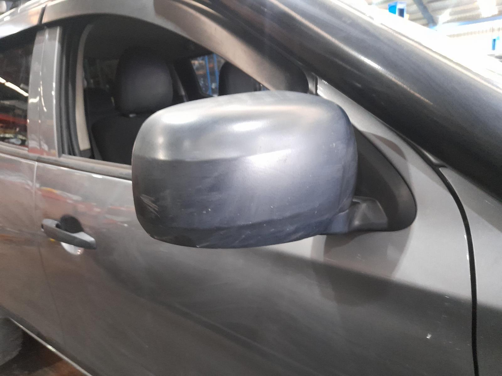 View Auto part Right Door Mirror Mitsubishi Triton 2017