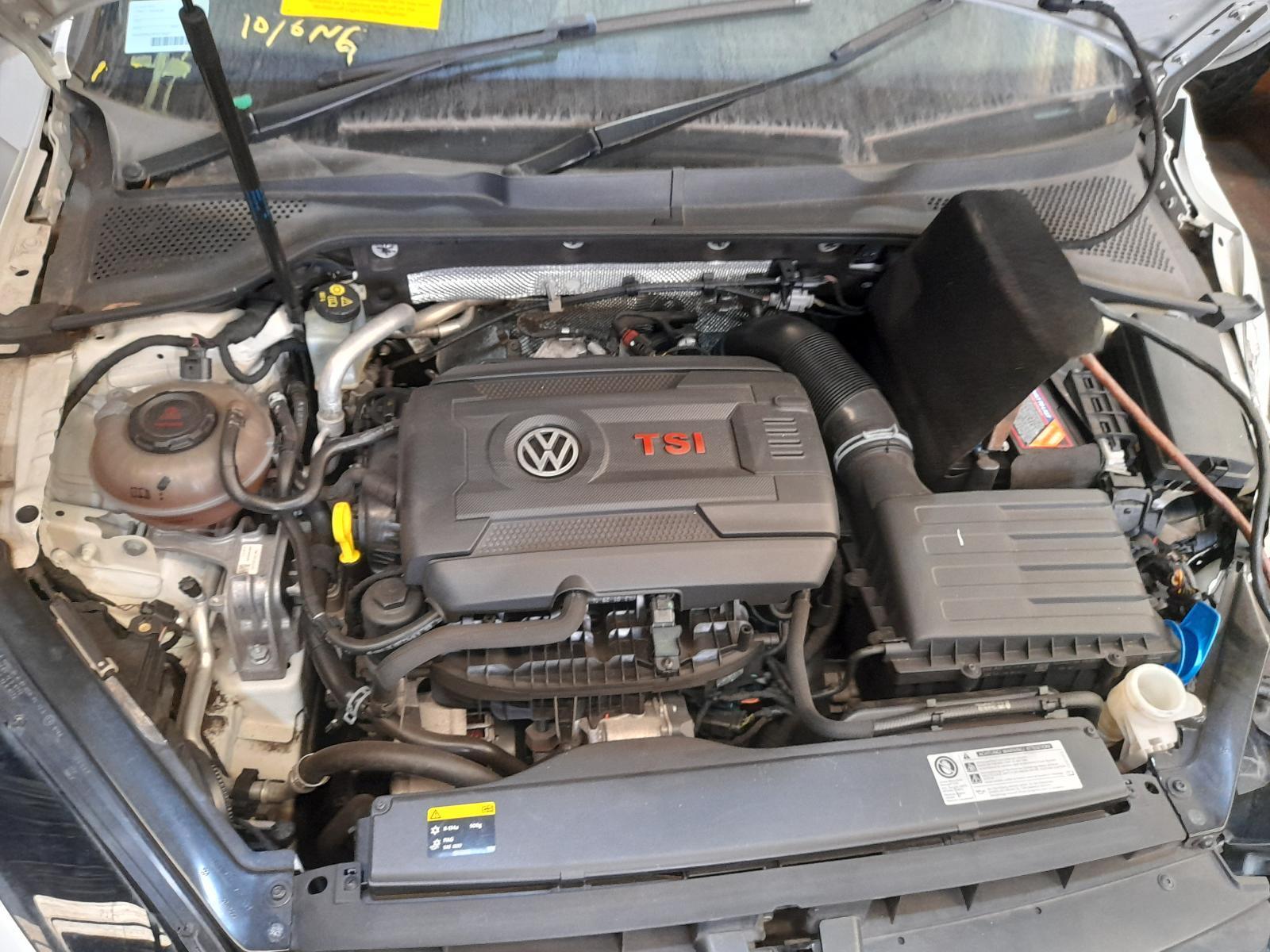 View Auto part Engine Volkswagen Golf 2014