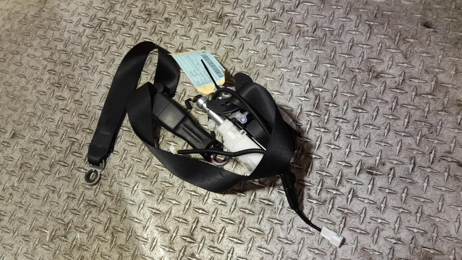 View Auto part Seatbelt/Stalk Toyota Kluger 2023