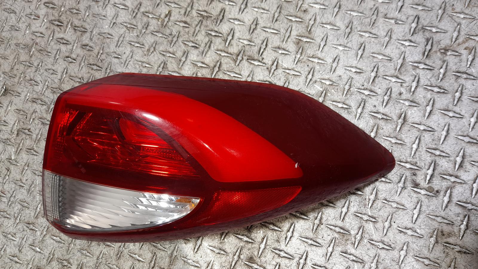 View Auto part Right Taillight Hyundai Tucson 2016