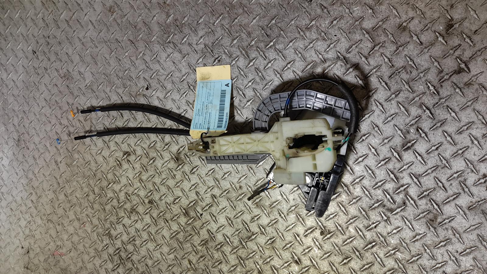 View Auto part Door/Boot/Gate Lock Hyundai Tucson 2016