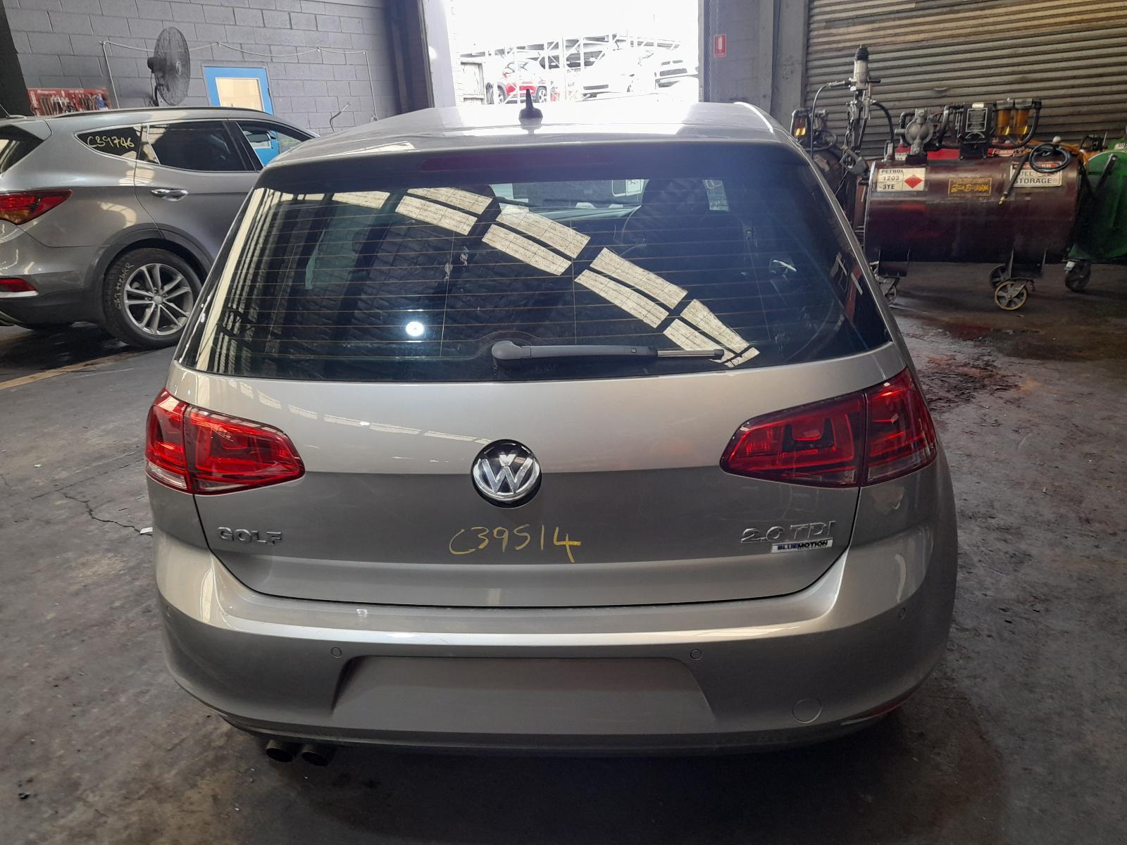 View Auto part Bootlid/Tailgate Volkswagen Golf 2014