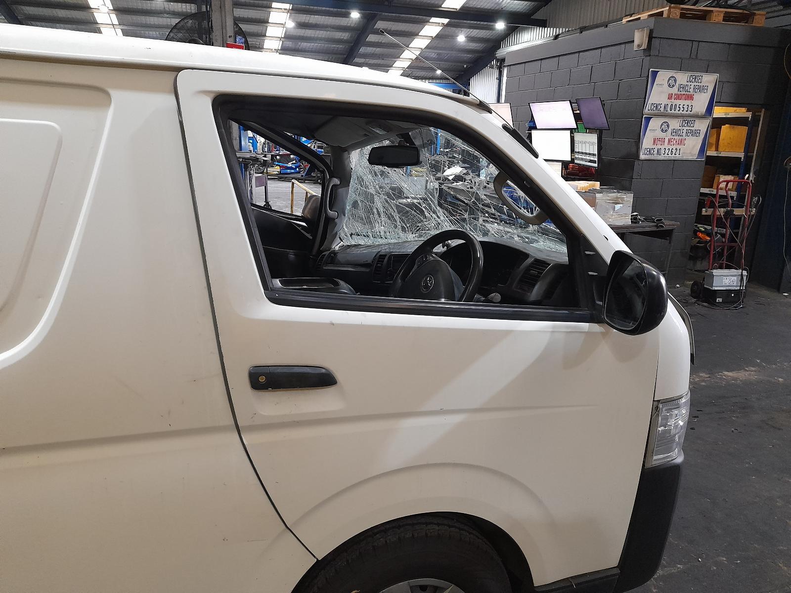 View Auto part Right Front Window Reg/Motor Toyota Hiace 2016