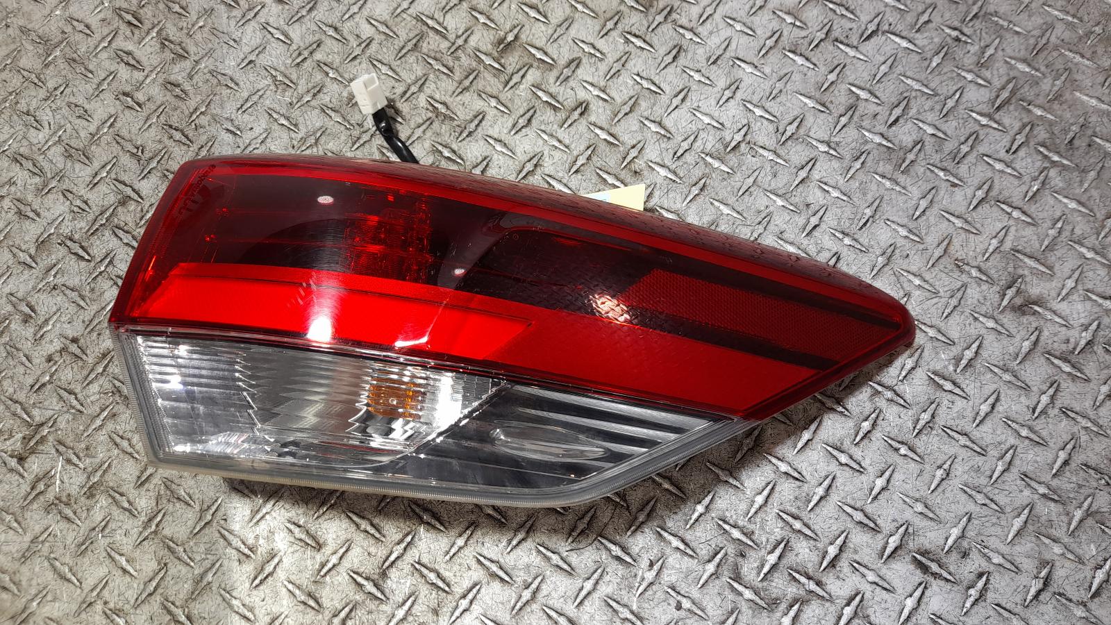 View Auto part Right Taillight Toyota Kluger 2019