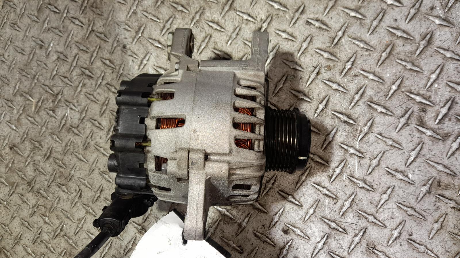View Auto part Alternator Hyundai I30 2014