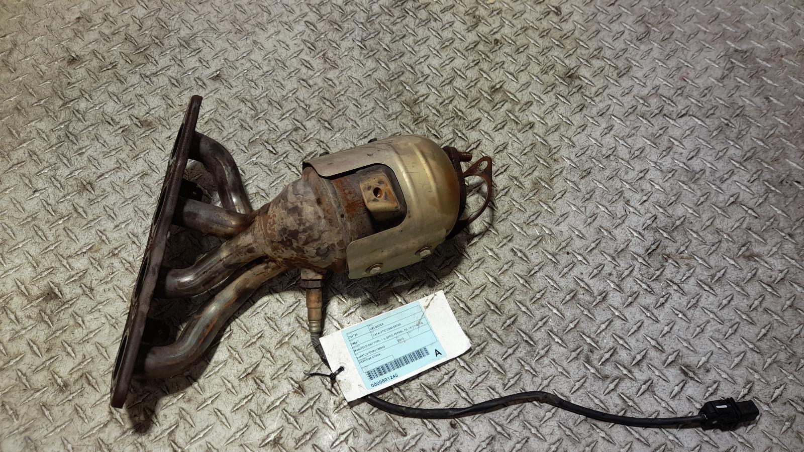 View Auto part Catalytic Converter Hyundai Veloster 2013
