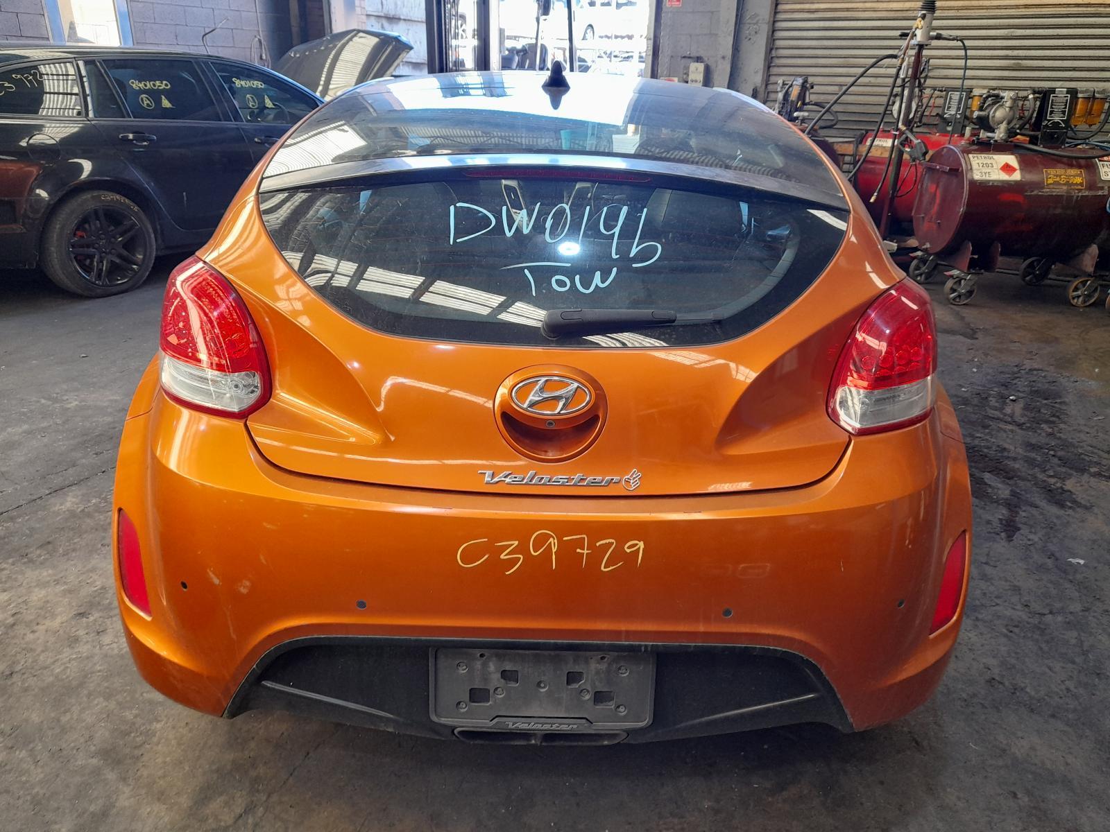 View Auto part Rear/Tailgate Glass Hyundai Veloster 2013