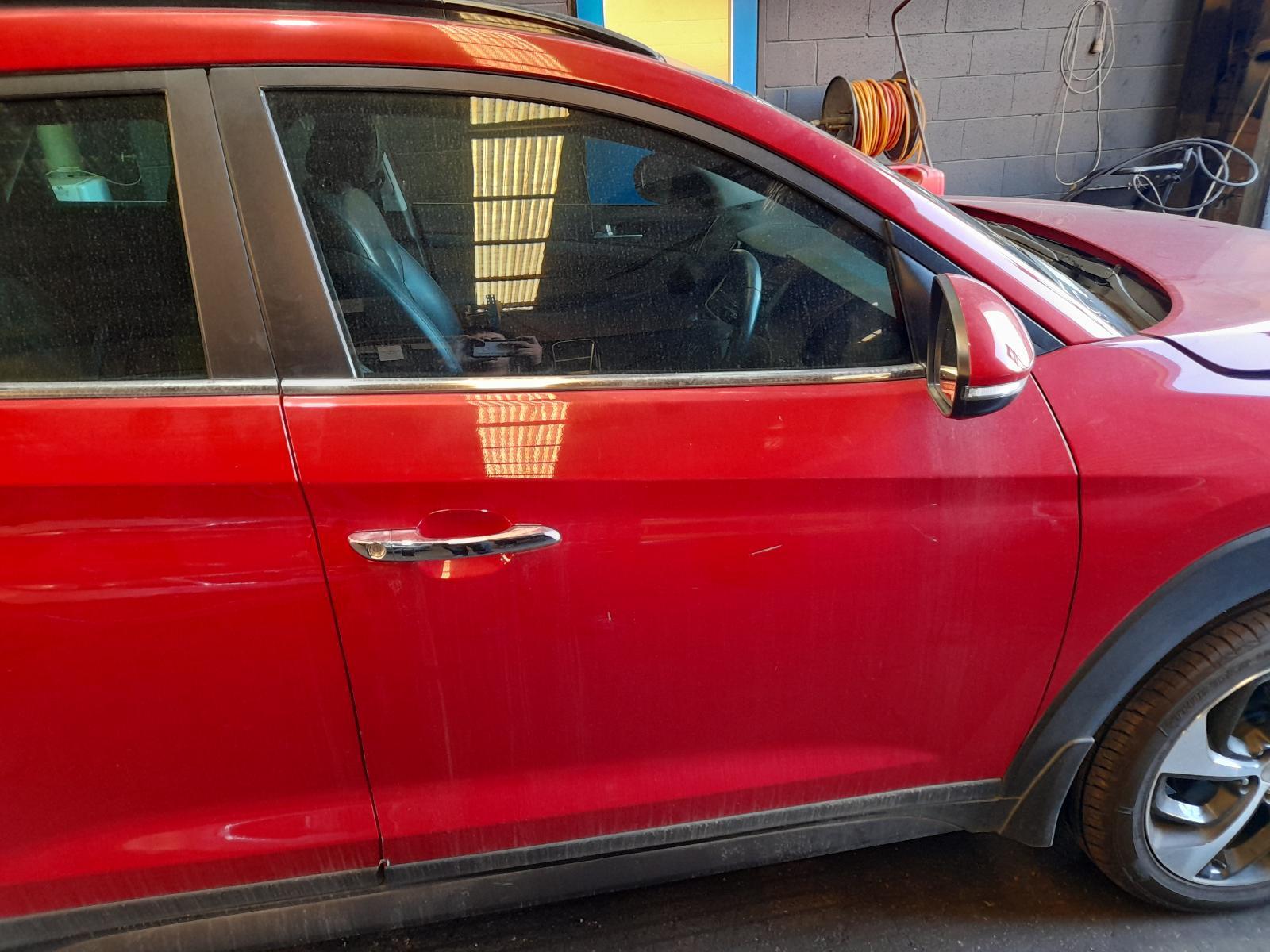 View Auto part Right Front Door Hyundai Tucson 2016